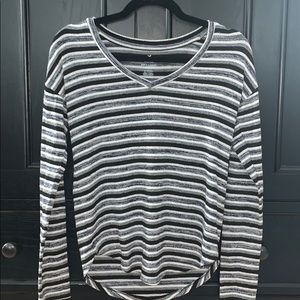 American Eagle soft and sexy long sleeve